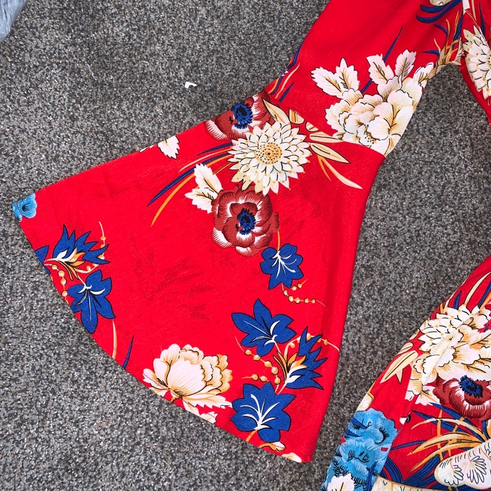 Patterned Romper - Picture 3 of 3